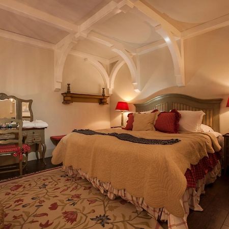 Amade Chateau Vrakúň Exteriör bild