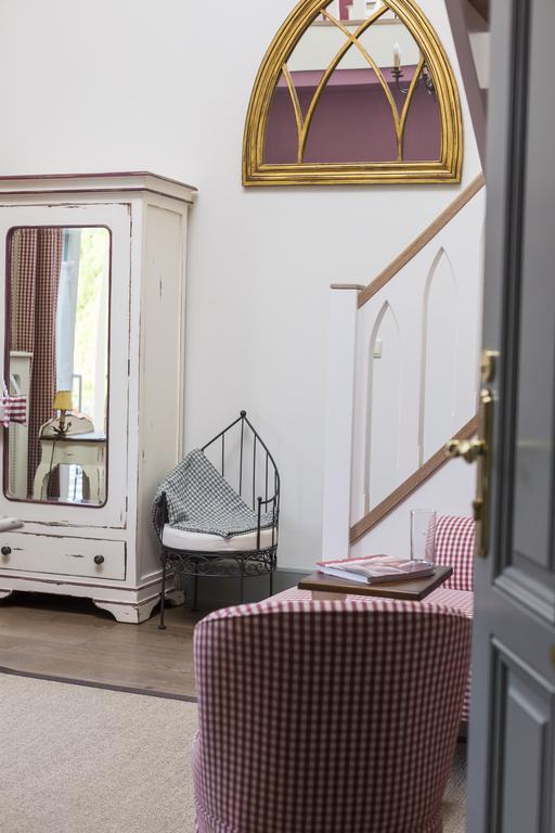Amade Chateau Vrakúň Exteriör bild
